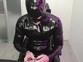 latexfan1984 Cam